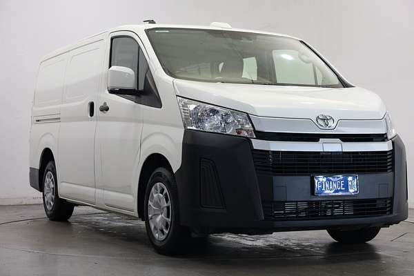 2023 Toyota Hiace GDH300R