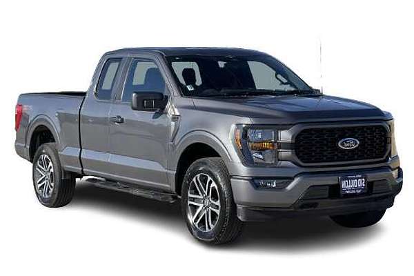 2023 Ford F-150 XLT 4X4