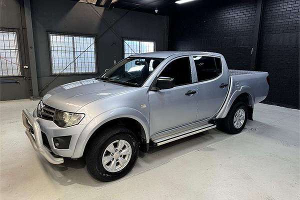 2012 Mitsubishi Triton GLX MN 4X4