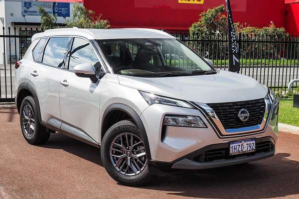 2023 Nissan X-TRAIL ST T33