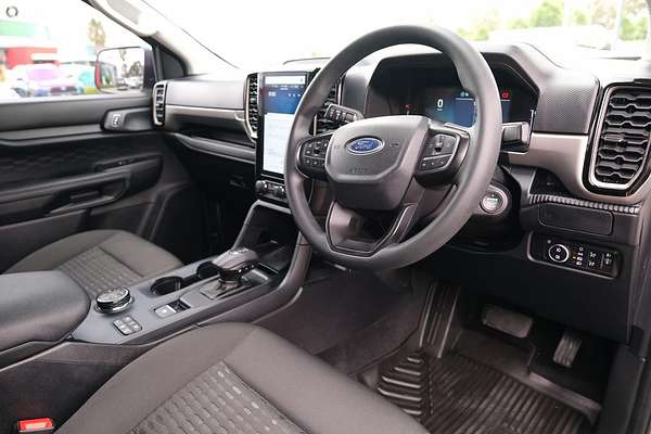 2024 Ford Everest Ambiente