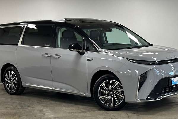 2023 LDV MIFA 9 Luxe