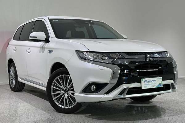 2021 Mitsubishi Outlander PHEV ES ZL