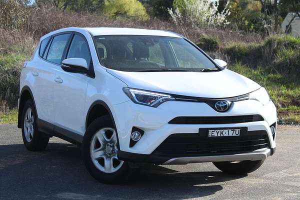 2018 Toyota RAV4 GX ZSA42R