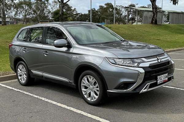 2021 Mitsubishi Outlander ES ZL