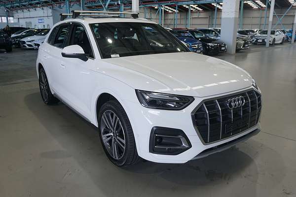 2022 Audi Q5 45 TFSI Sport FY