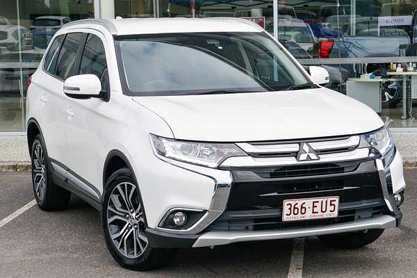 2017 Mitsubishi Outlander LS Safety Pack ZK