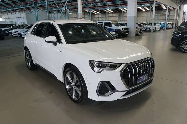 2022 Audi Q3 35 TFSI S Line F3