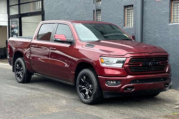 2024 RAM 1500 Laramie Sport RamBox DT 4X4