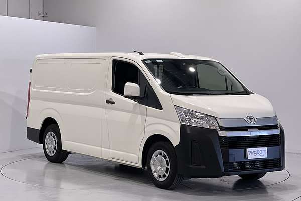 2024 Toyota Hiace GDH300R