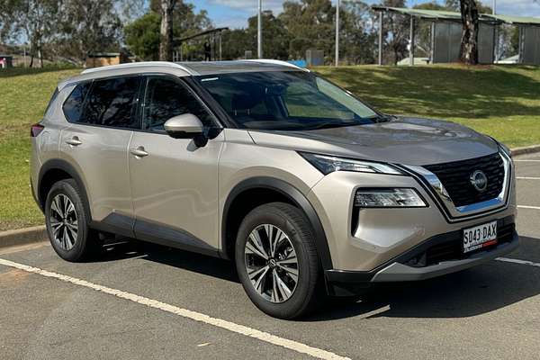 2023 Nissan X-TRAIL ST-L T33