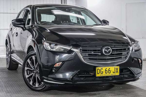 2023 Mazda CX-3 sTouring DK