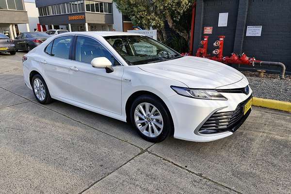 2021 Toyota Camry Ascent AXVH70R