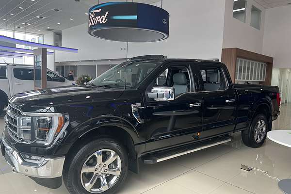 2023 Ford F-150 Lariat 4X4 LWB