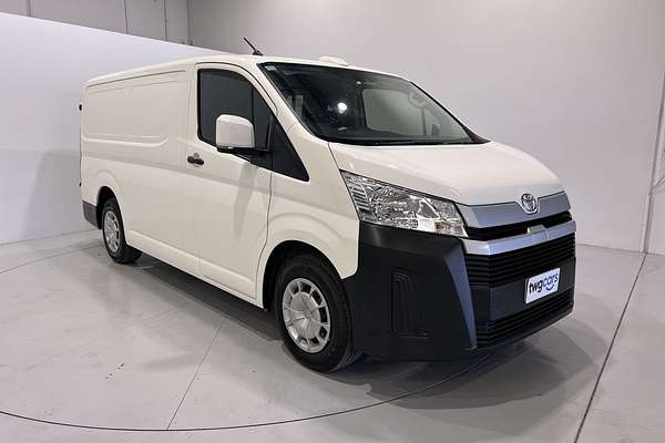 2024 Toyota Hiace GDH300R