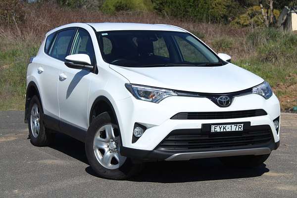 2018 Toyota RAV4 GX ZSA42R