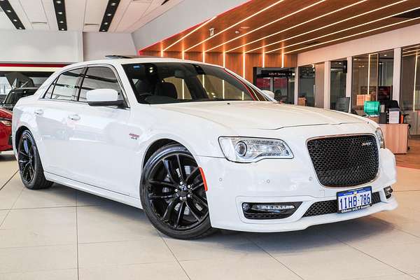 2018 Chrysler 300 SRT Core LX