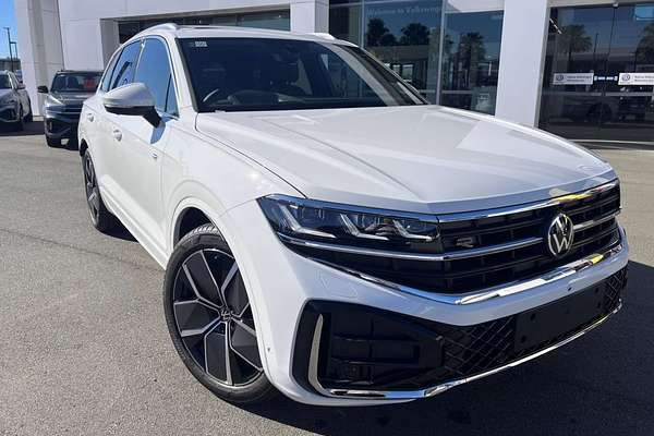 2023 Volkswagen Touareg 210TDI R-Line RC