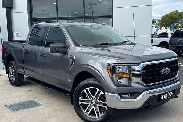 2023 Ford F-150 XLT 4X4