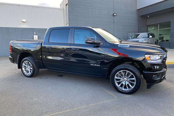 2024 RAM 1500 Laramie Sport RamBox DT 4X4