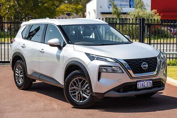 2023 Nissan X-TRAIL ST T33