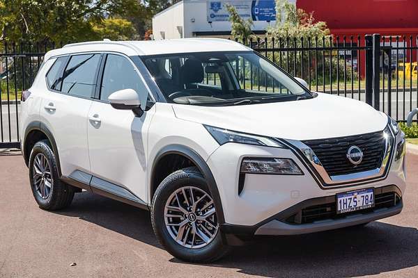 2023 Nissan X-TRAIL ST T33