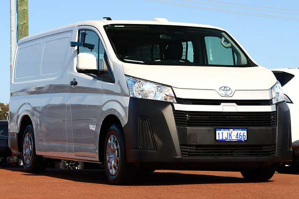 2022 Toyota Hiace GDH300R