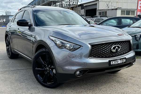 2018 INFINITI QX70 S Premium S51