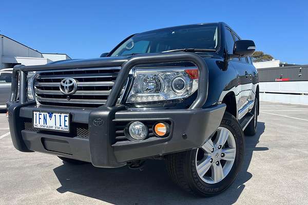 2015 Toyota Landcruiser Sahara VDJ200R