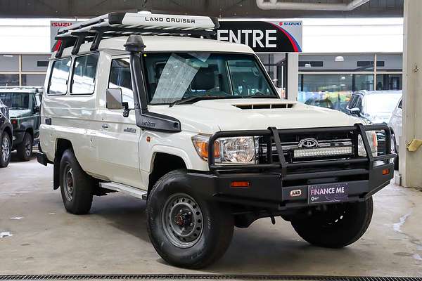 2018 Toyota Landcruiser GXL Troopcarrier VDJ78R