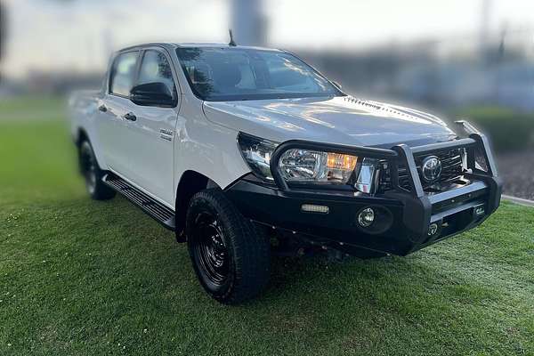 2020 Toyota Hilux SR GUN126R 4X4