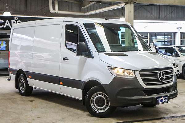 2021 Mercedes Benz Sprinter 311CDI VS30