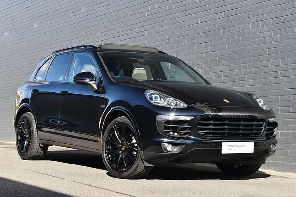 2016 Porsche Cayenne Diesel Platinum Edition 92A