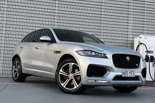 2016 Jaguar F-PACE 30d S X761