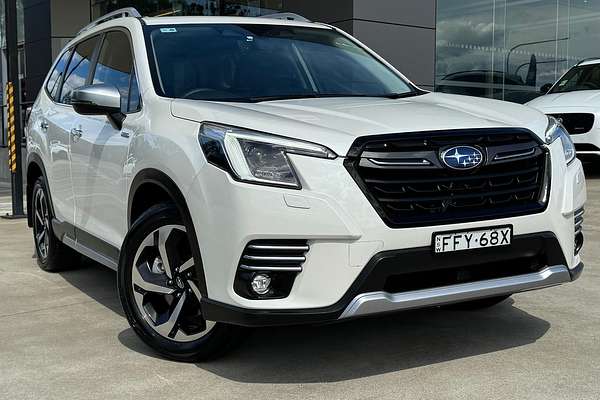 2023 Subaru Forester Hybrid S S5