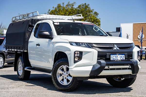 2019 Mitsubishi Triton GLX+ MR 4X4