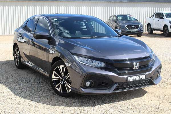 2019 Honda Civic VTi-LX 10th Gen