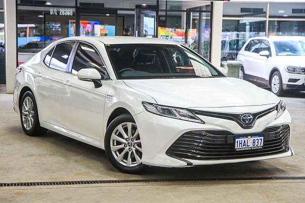 2020 Toyota Camry Ascent AXVH70R