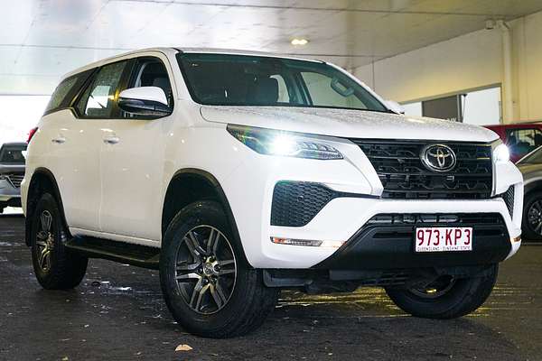 2020 Toyota Fortuner GX GUN156R