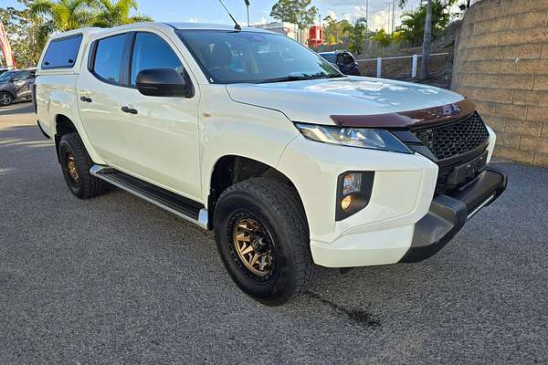 2019 Mitsubishi Triton GLX+ MR 4X4