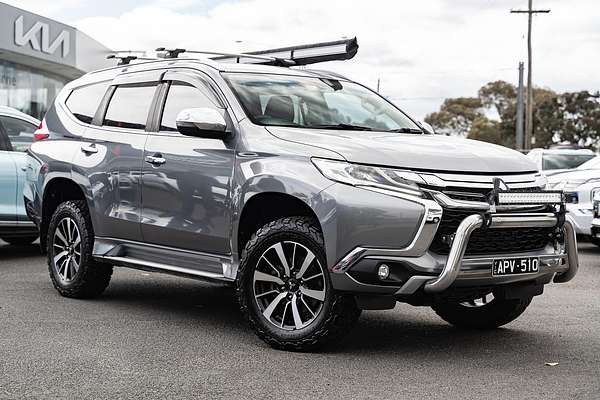 2017 Mitsubishi Pajero Sport GLS QE