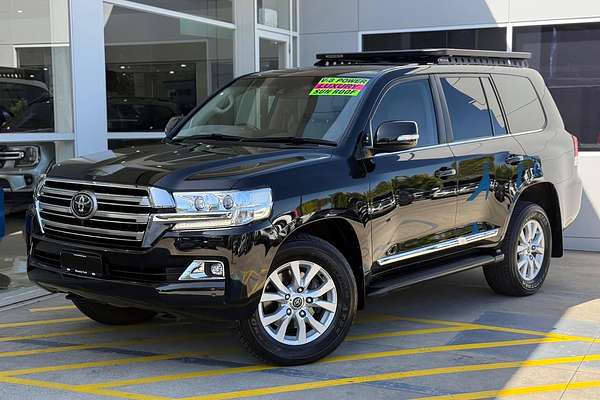 2019 Toyota Landcruiser Sahara VDJ200R