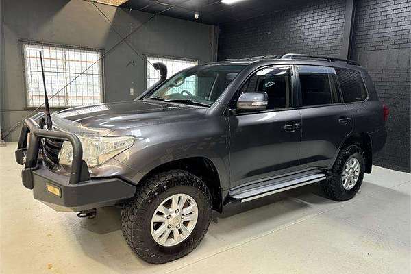 2012 Toyota Landcruiser GXL VDJ200R