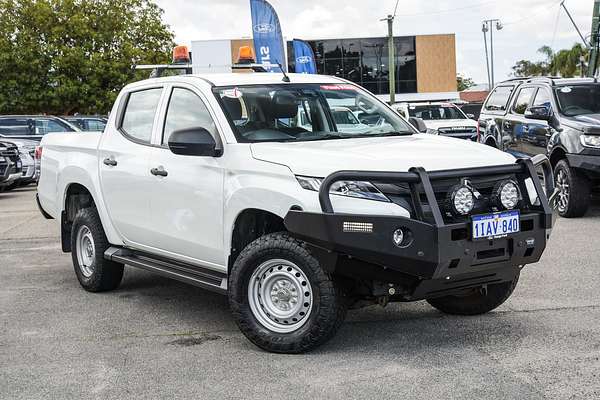 2023 Mitsubishi Triton GLX MR 4X4