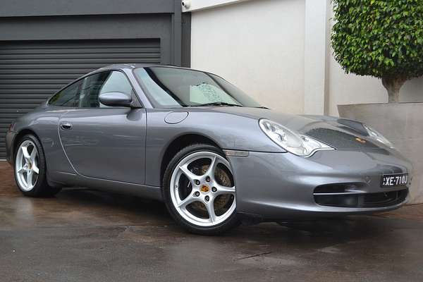 2002 Porsche 911 Carrera 996