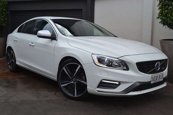 2014 Volvo S60 T5 R-Design