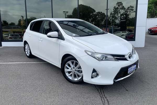 2013 Toyota Corolla Ascent Sport ZRE182R