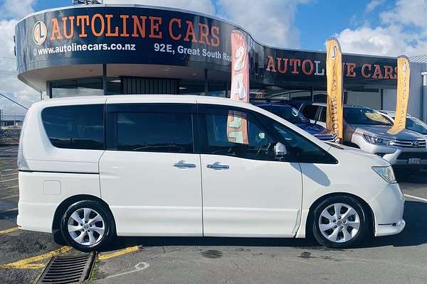 2012 Nissan Serena