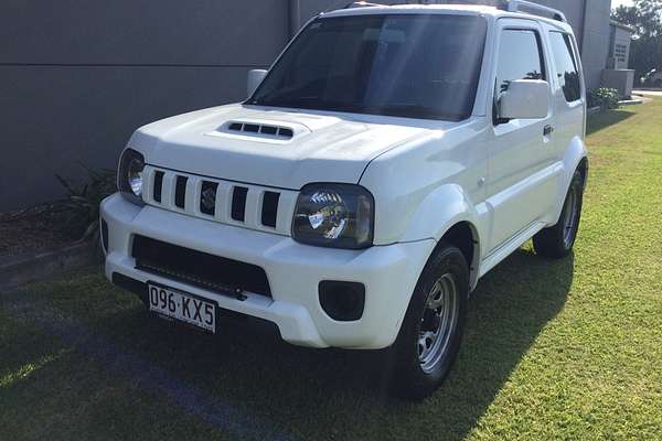 2015 Suzuki Jimny Sierra SN413 T6