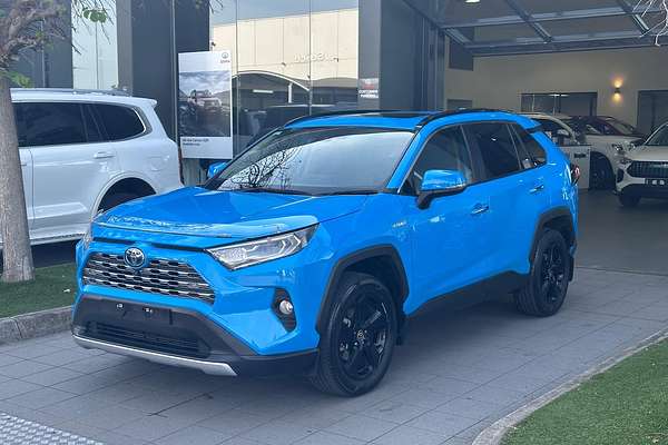 2021 Toyota RAV4 Cruiser AXAH52R